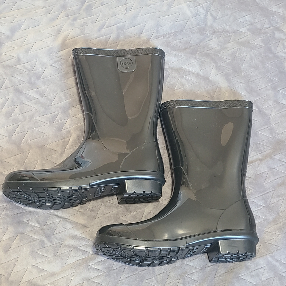 UGG Women's Sienna Black Rain Boots